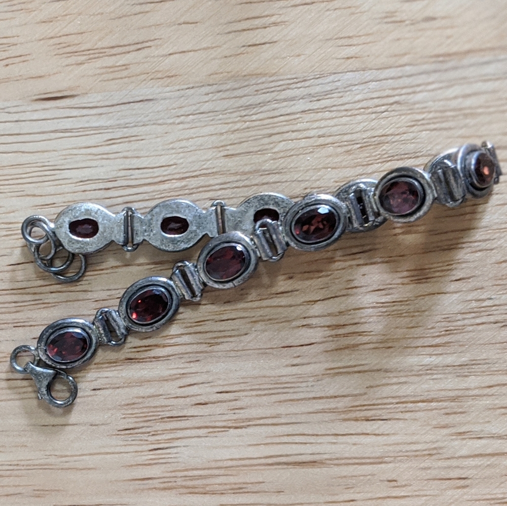 Vintage Designer | Garnet Silver Link Bracelet